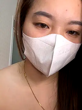 Snapshot of helo-kitty chatting on 2, 12, 2025 helo-kitty online show from 2, 12, 2025