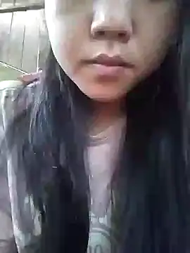 Quynhsumon online show from 28, 10, 2025