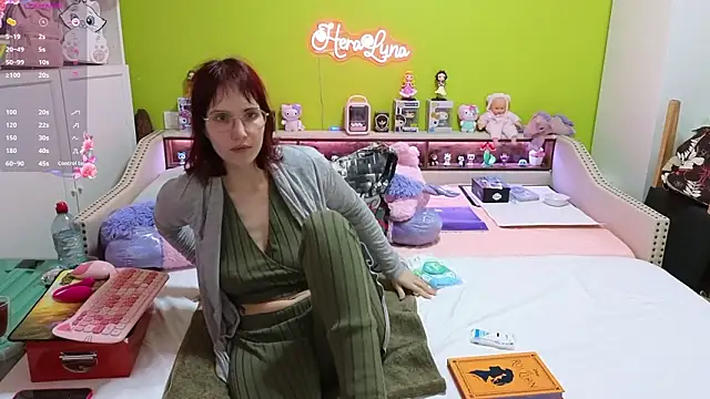 Snapshot of _HeraLuna_ chatting on 3, 2, 2026 HeraLuna online show from 3, 2, 2026