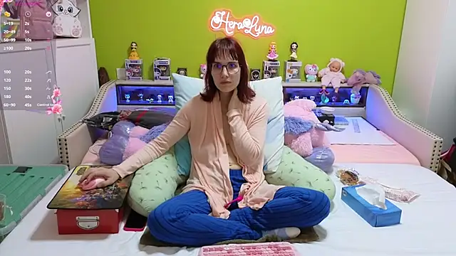  HeraLuna  online show from 23, 3, 2026