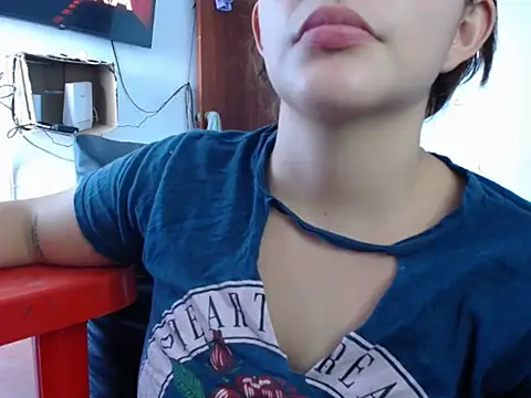 Snapshot of samgirl_hot chatting on 5, 11, 2025 samgirl hot online show from 5, 11, 2025