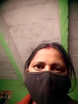 QRESABABY online show from 8, 11, 2025