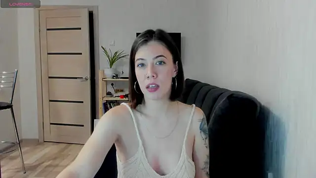 twinkle rosie online show from 1, 11, 2025