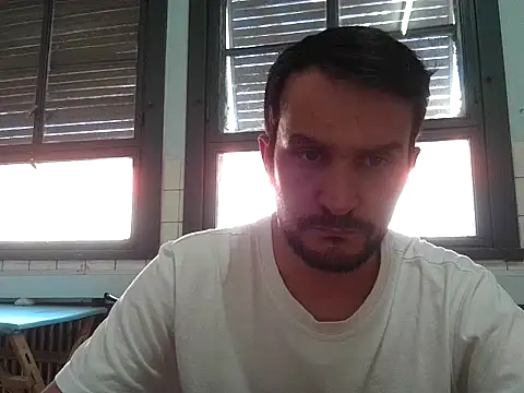 Snapshot of rosmeripelaes chatting on 25, 11, 2025 rosmeripelaes online show from 25, 11, 2025