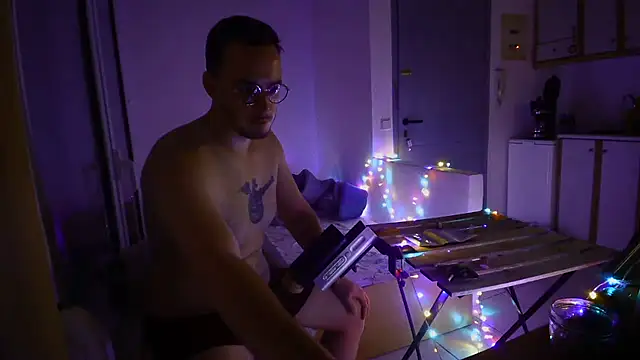 Snapshot of VenyxTrend chatting on 11, 11, 2025 VenyxTrend online show from 11, 11, 2025