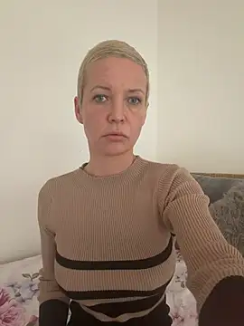 Snapshot of Blueskynicci chatting on 13, 1, 2026 Blueskynicci online show from 13, 1, 2026