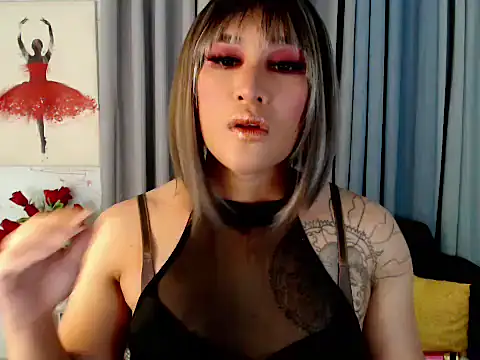 Snapshot of KeraMitenaa chatting on 27, 10, 2025 KeraMitenaa online show from 27, 10, 2025