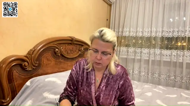 Snapshot of Galatea_2025 chatting on 23, 11, 2025 Galatea 2025 online show from 23, 11, 2025