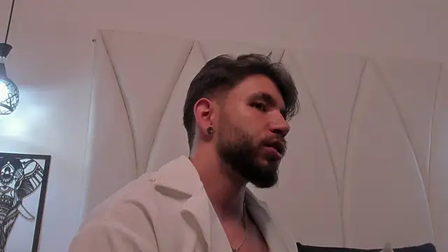 JACKSON STIFLER online show from 6, 1, 2026