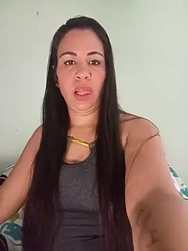 LeilaTaylor online show from 7, 11, 2025