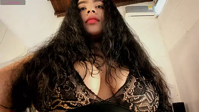 EmmadaSilva online show from 25, 2, 2026