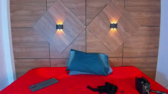 Snapshot of RosseDeAmore chatting on 15, 1, 2026 RosseDeAmore online show from 15, 1, 2026