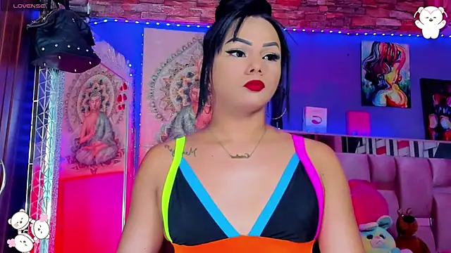 Snapshot of Zulema_Zahirx chatting on 5, 11, 2025 Zulema Zahirx online show from 5, 11, 2025