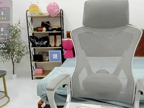 Snapshot of JuNi-Li chatting on 16, 3, 2026 JuNi-Li online show from 16, 3, 2026