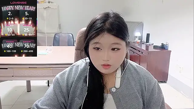 yuanyuan-9999 online show from 26, 10, 2025