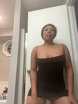 Snapshot of CreammieDelite chatting on 19, 7, 2026 CreammieDelite online show from 19, 7, 2026