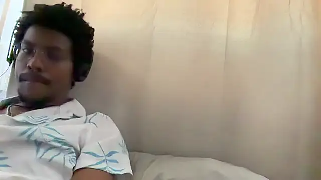 Snapshot of Albert_Madrid chatting on 27, 6, 2026 Albert Madrid online show from 27, 6, 2026