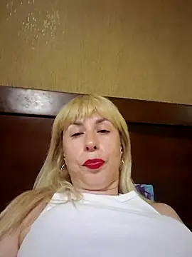 Snapshot of SelinaLovqx chatting on 8, 7, 2026 SelinaLovqx online show from 8, 7, 2026