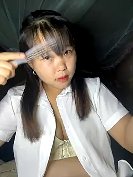 Snapshot of love_pusy09 chatting on 8, 11, 2025 love pusy09 online show from 8, 11, 2025