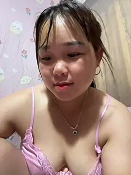 Snapshot of love_pusy09 chatting on 8, 7, 2026 love pusy09 online show from 8, 7, 2026