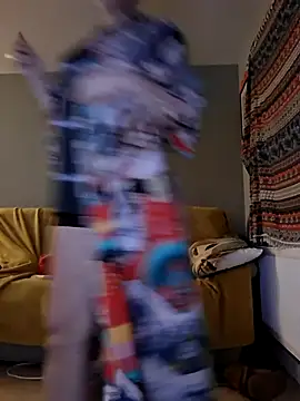 Snapshot of Raven_Fantastic chatting on 30, 10, 2025 Raven Fantastic online show from 30, 10, 2025