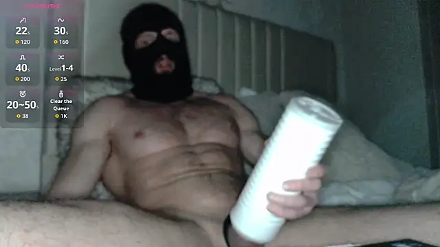 Snapshot of Masked_Bull38_Uk chatting on 23, 3, 2026 Masked Bull38 Uk online show from 23, 3, 2026