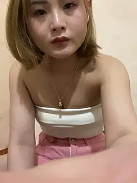 Emma sexy98 online show from 27, 10, 2025