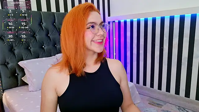 sussiestrawberry online show from 30, 10, 2025