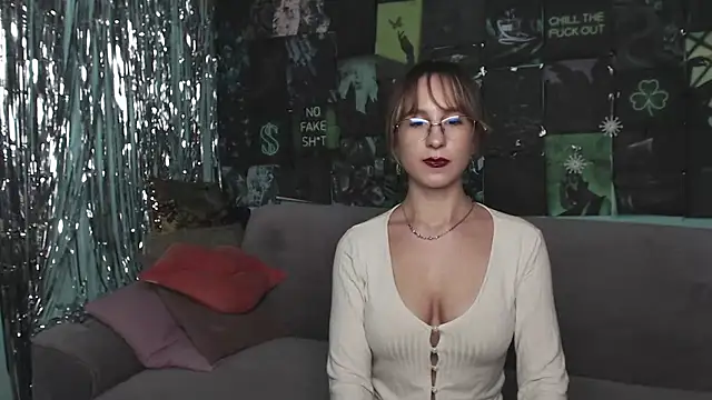 AlishaKellyi online show from 9, 11, 2025