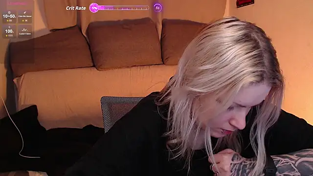 CherryNight6 online show from 22, 12, 2025