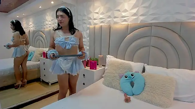 SweetKata  online show from 18, 4, 2026