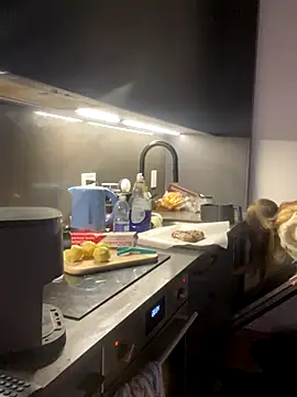 elliepixie online show from 20, 12, 2025