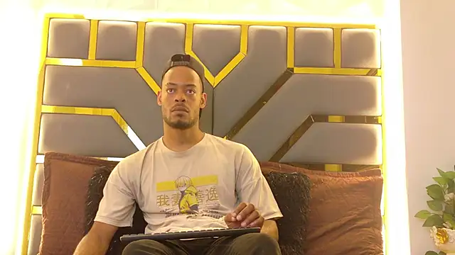 Neytanmalcon online show from 5, 11, 2025