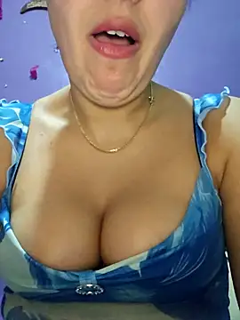 Sexy-girl online show from 1, 2, 2026