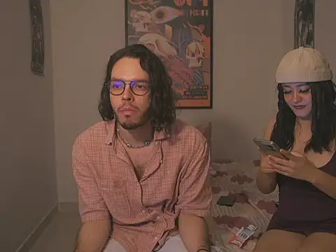 Snapshot of dan_and_daya chatting on 26, 10, 2025 dan and daya online show from 26, 10, 2025