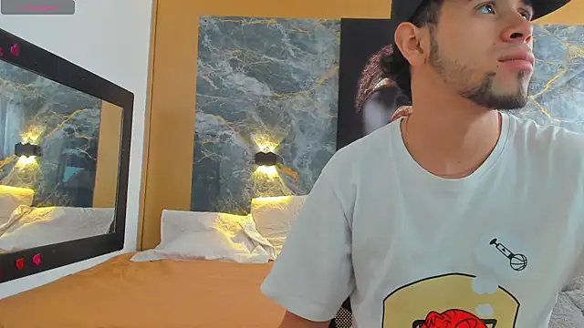 Snapshot of pool_vega chatting on 25, 10, 2025 pool vega online show from 25, 10, 2025