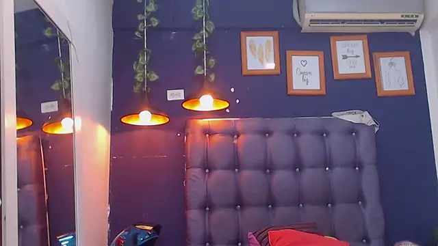 Snapshot of Lunatico_x chatting on 29, 10, 2025 Lunatico x online show from 29, 10, 2025