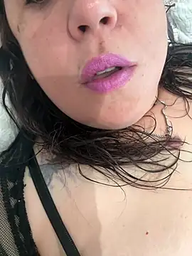 Snapshot of Rheetnena1 chatting on 14, 1, 2026 Rheetnena1 online show from 14, 1, 2026