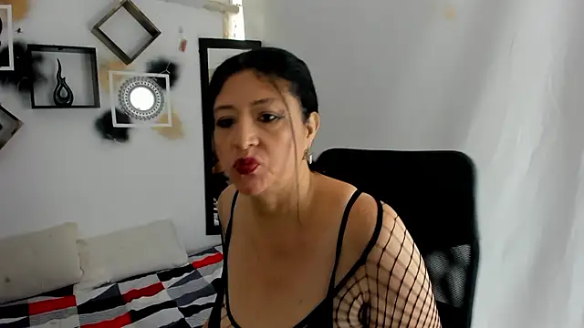 Snapshot of tatis_sofia chatting on 13, 1, 2026 tatis sofia online show from 13, 1, 2026