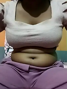 CUTIE BOLD GIRL online show from 2, 5, 2026