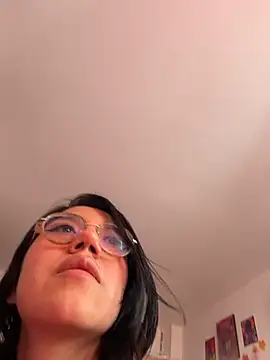 violetbunnyy1 online show from 15, 11, 2025