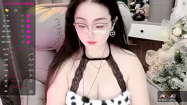 Snapshot of Monica-666888- chatting on 19, 11, 2025 Monica-666888- online show from 19, 11, 2025