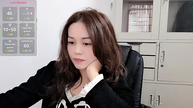 Ella-61 online show from 3, 11, 2025