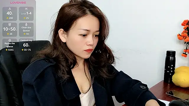 Ella-61 online show from 13, 11, 2025