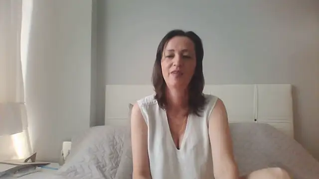Snapshot of ArianaStarr chatting on 1, 6, 2026 ArianaStarr online show from 1, 6, 2026
