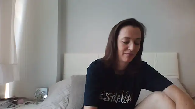Snapshot of ArianaStarr chatting on 15, 6, 2026 ArianaStarr online show from 15, 6, 2026
