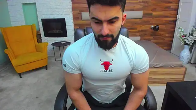 Snapshot of MicahLane chatting on 18, 12, 2025 MicahLane online show from 18, 12, 2025