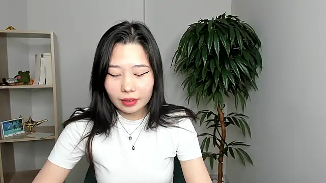 Snapshot of EllenFranklyn chatting on 24, 10, 2025 EllenFranklyn online show from 24, 10, 2025