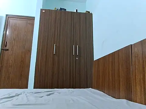 Snapshot of rubina003 chatting on 24, 10, 2025 rubina003 online show from 24, 10, 2025