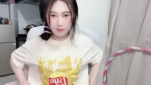 Snapshot of anna-888- chatting on 27, 11, 2025 anna-888- online show from 27, 11, 2025